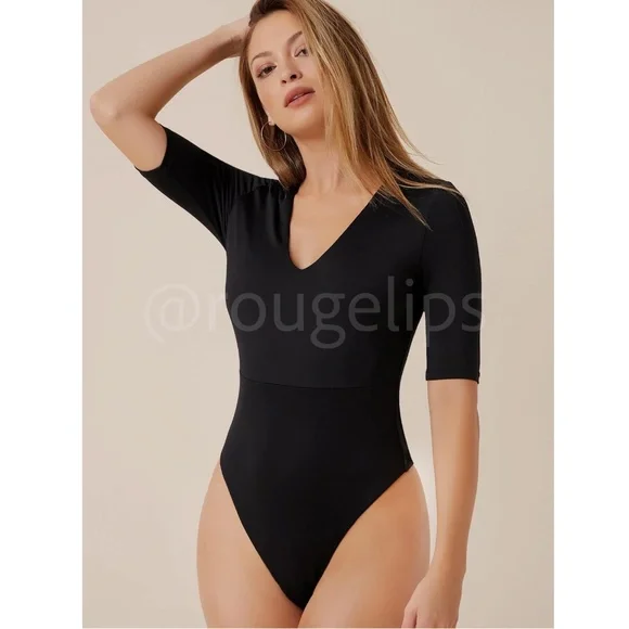 Black V-Neck Slim Fit Bodysuit Half Sleeve - Picture 2 of 7